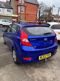HYUNDAI ACCENT